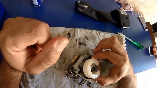 Carburador do Mercury 25 vazando gasolina, como resolver. смотреть онлайн