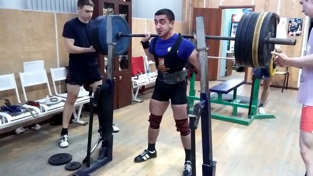 Решад присед 220 от 9.03.15 подход 1 смотреть онлайн