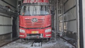 Полный обзор портальной форсуночной мойки грузового транспорта. ЭТО ВАМ НЕ ЩЕТКАМИ ТЕРЕТЬ!!!