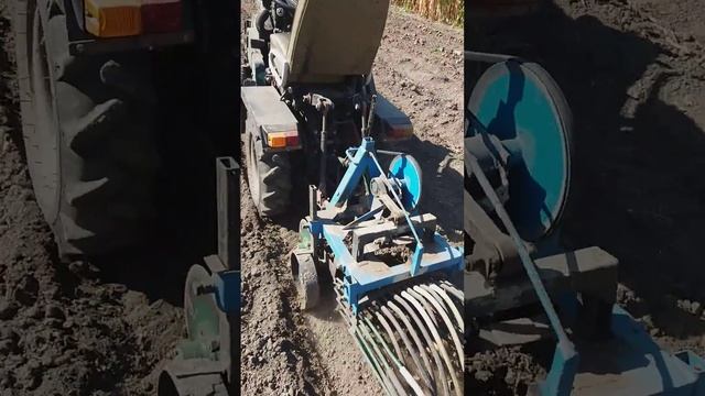 мінітрактор з переробленою полтавською копалкою смотреть онлайн