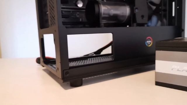 Bitfenix Dawn TG Watercooled Loop - Herokiis Customs смотреть онлайн