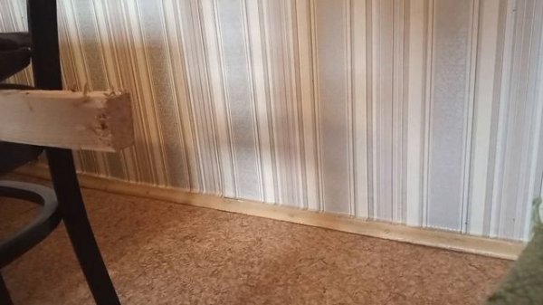 Как пилит насадка пила на шуруповерт / дрель с Вайлдберрис за тыщу.