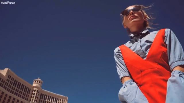 Latin Moon Mia Martina Ft Andrson Rojas (Remix Oficial) 2018 смотреть онлайн