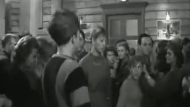 Девчата- " С такими я не танцую" смотреть онлайн