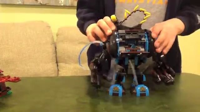 LEGO CHIMA REVIEW: Gorzan's Gorilla Striker смотреть онлайн