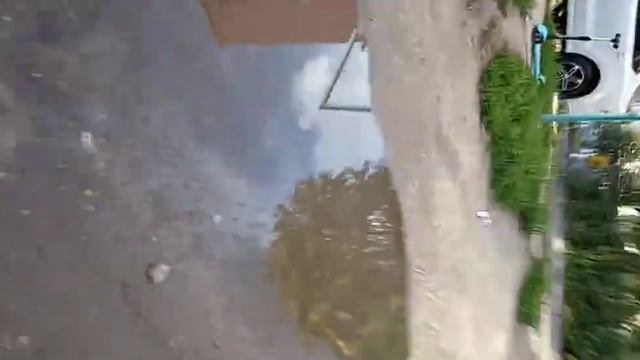 Маленькая поездка на велосипеде смотреть онлайн