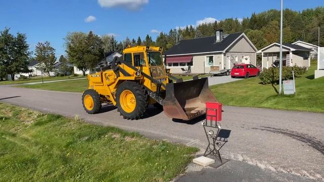 Köp Hjullastare Volvo BM 642 på Klaravik смотреть онлайн