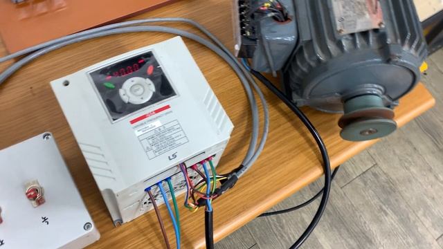 LS INVERTER SV022iG5A-4 / LS 인버터 수리 완료 테스트 영상 смотреть онлайн