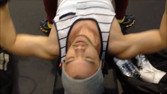 Chest & Tri's Day смотреть онлайн