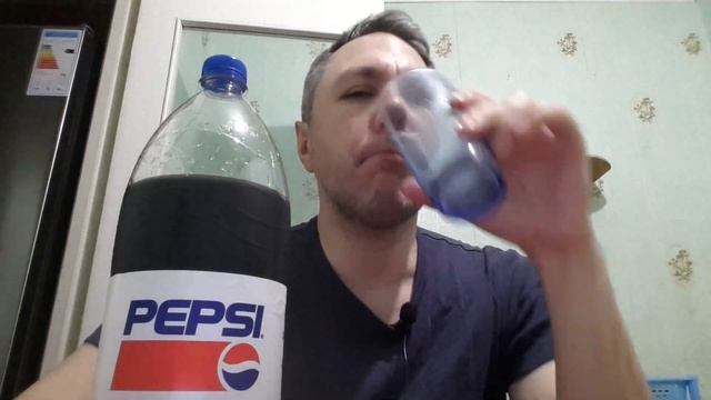 АСМР ИТИНГ. ПЬЮ ПЕПСИ-КОЛУ. ASMR