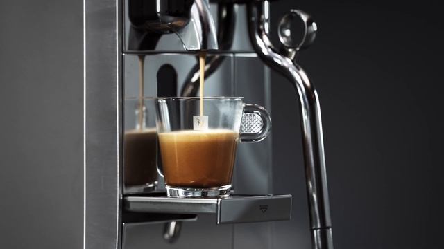 Nespresso Creatista Plus by Breville смотреть онлайн