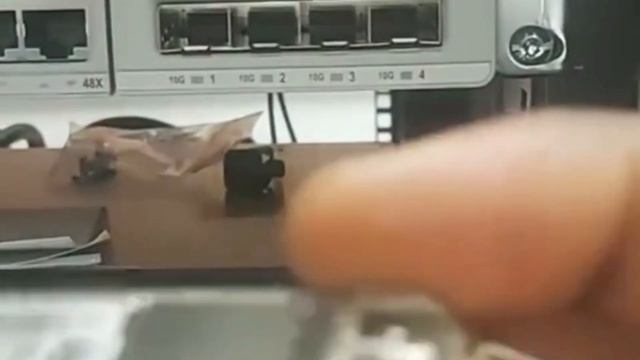 Installing and remove SFP Module on a Switch or Router of cisco (Cisco 9200 series Switch)@IA LINKS смотреть онлайн