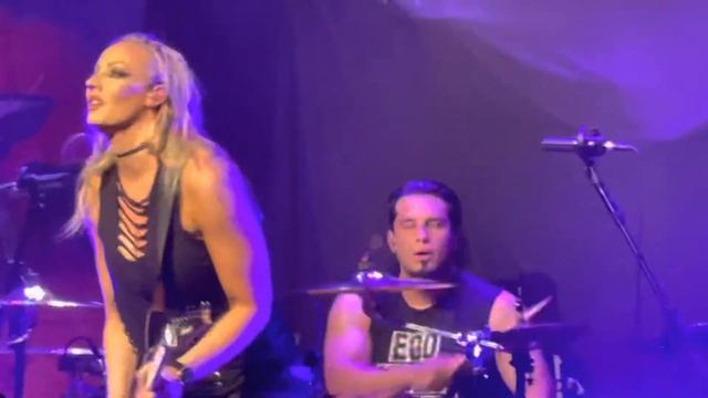 Nita Strauss LIVE смотреть онлайн