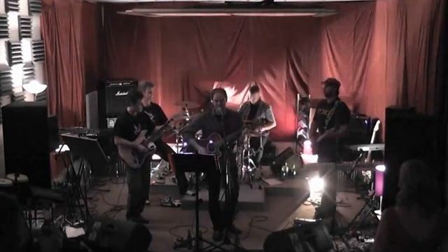 Ziggy Stardust.wmv (cover) смотреть онлайн