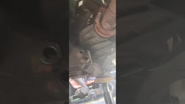 Hummer H2 Oil Pan Gasket Replacement смотреть онлайн