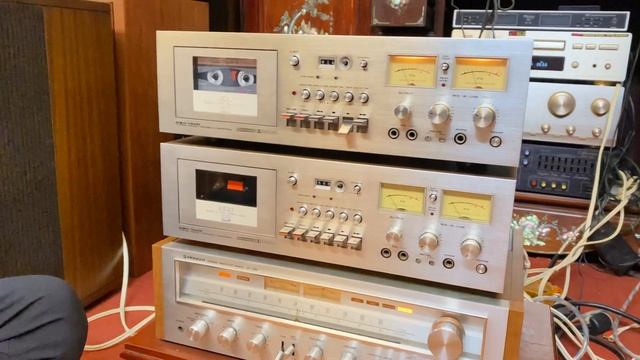 Hoa Hậu👉 Akai - 740D.👉 Thuý Vân - Thuý Kiều. 2 Chị Em Đều Đẹp. Bác Chọn Cô Chị - Hay Cô Em 😁👍🤝
