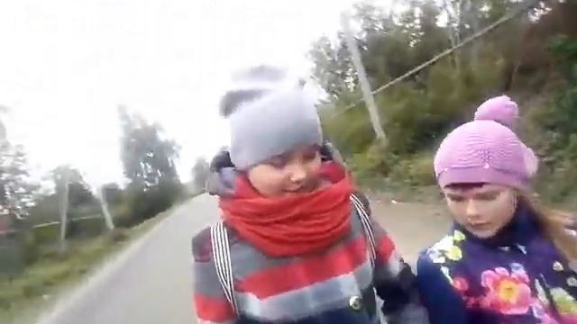 Как мы гуляем в деревне! смотреть онлайн
