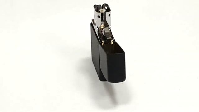 Зажигалка ZIPPO Classic 36*12*56 мм смотреть онлайн