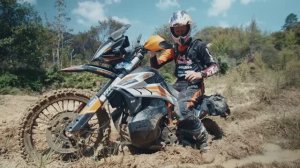 Крис Бирч. Турэндуро. Часть 13. Вытаскиваем застрявший мотоцикл