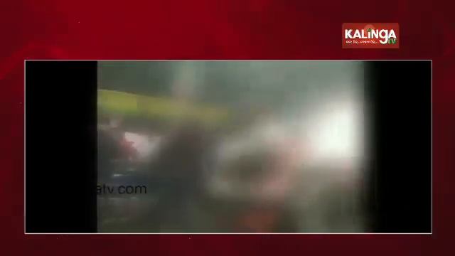 Kangaroo Court Punishes Youth Over Love Affair In Mayurbhanj's Udala, Video Goes Viral || Kalinga T смотреть онлайн