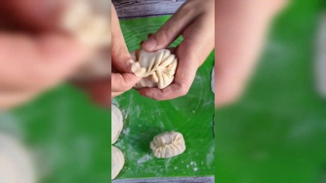 СЪЕДАЮТСЯ ДЕСЯТКАМИ! САМЫЕ ВКУСНЫЕ И САМЫЕ СУПЕР СОЧНЫЕ МАНТЫ💯#мантырецепт#manti#узбекская_кухня смотреть онлайн