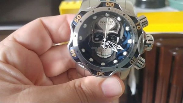 Invicta 30351 Venom Gen 3 Skull