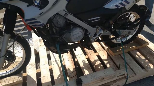 Забирали BMW650 Dakar из транспотрной смотреть онлайн
