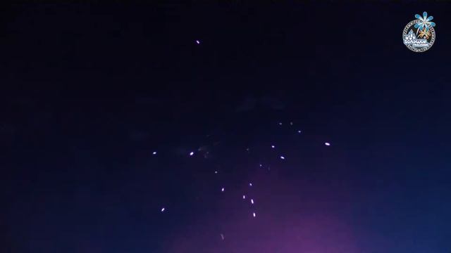Наземный и парковый фейерверк в честь 85-летия СибГИУ. Новокузнецк, 25.06.2015 г. смотреть онлайн