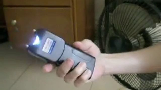 (www.asikshop.com) StunGun JSJ-301.AVI смотреть онлайн