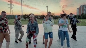 Поздравление от родителей выпускниками 2024! Cover Звери. Районы кварталы.