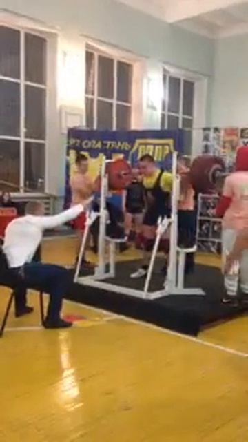 Кубок УГО   юноши , собой вес 95 кг   Присед 240кг