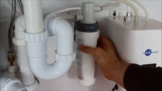 How to change your InSinkErator water filter смотреть онлайн