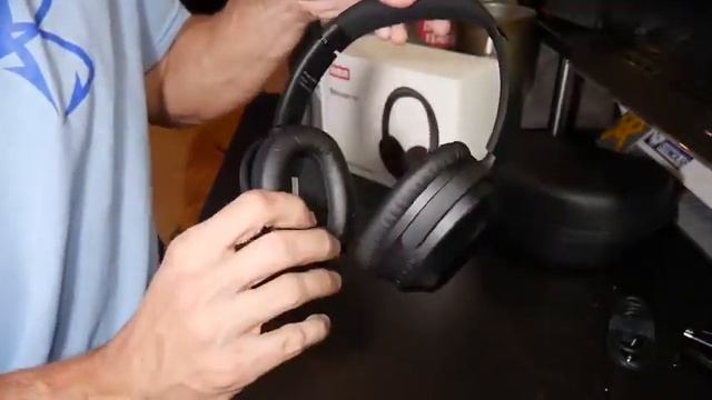Active Noise Canceling Headphones смотреть онлайн