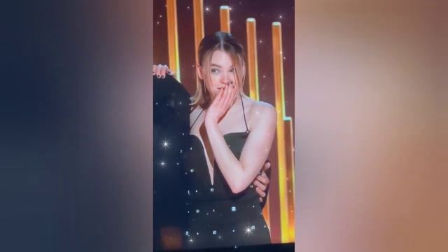 Golden globe award ceremony funny moments Emma D'arcy and Milly alcock 🤣 смотреть онлайн