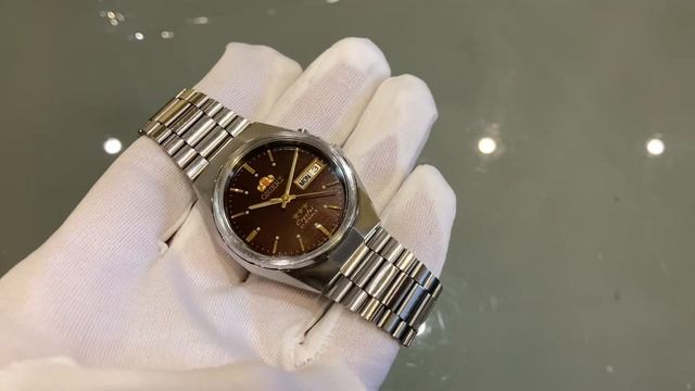 Orient Crystal Tristar