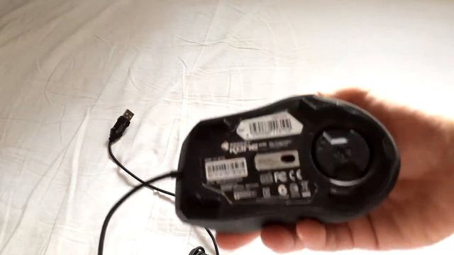 Roccat Kone XTD Gaming Mouse Unboxing & Review смотреть онлайн