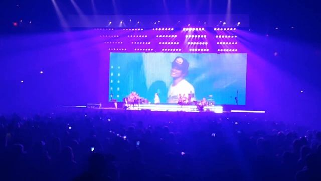 Bruno Mars - Just the Way You Are/Happy Birthday (Live in Boston 10/8/17) смотреть онлайн