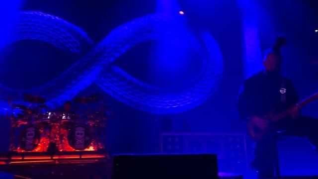 Five Finger Death Punch - Wrong Side of Heaven (Live) 4K смотреть онлайн