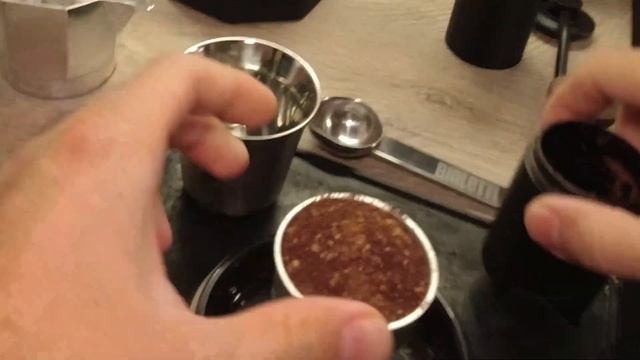Morning Coffee Routine | Moka Pot & Timemore Manual Grinder