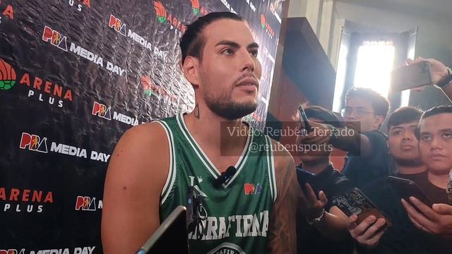 Christian Standhardinger: This is Juami Tiongson's team смотреть онлайн