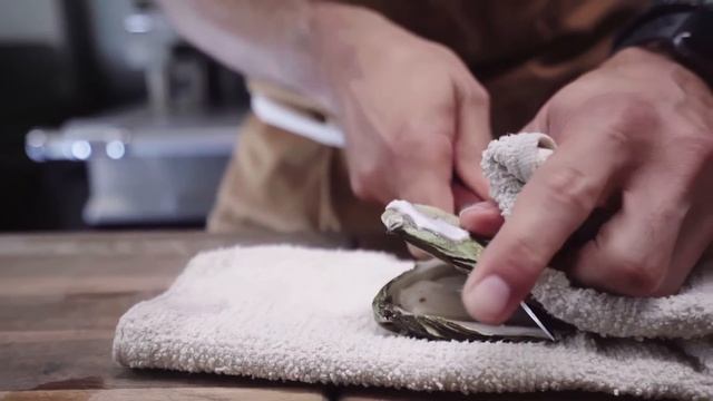 What Would Happen If Everyone Went Vegan? | Ask Siri смотреть онлайн