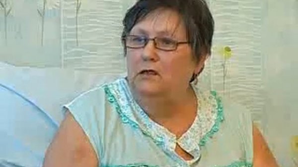 Вместо обещанного комфорта - сквозняк и плесень.