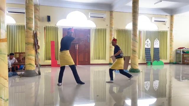 Kelompok 3 - Sumatera Barat (X.12) смотреть онлайн