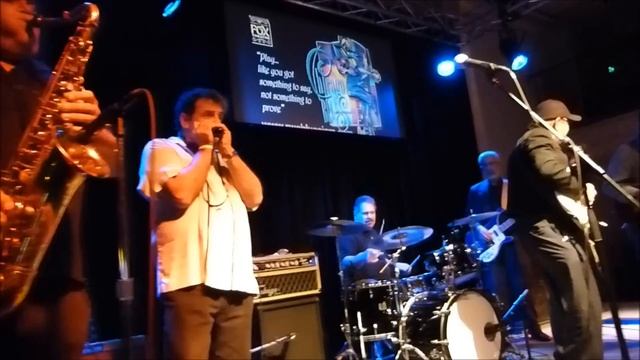 Eddie Neon at Club Fox Jam 10-19-11. смотреть онлайн