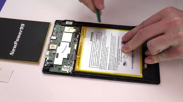 How to Replace Your Amazon Fire HD 8 with Alexa Battery смотреть онлайн