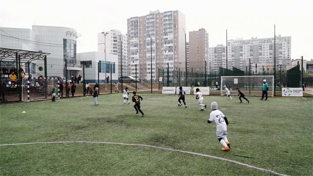 «Большие звёзды светят малым». Дивизион Александра Коломейцева в Сургуте смотреть онлайн