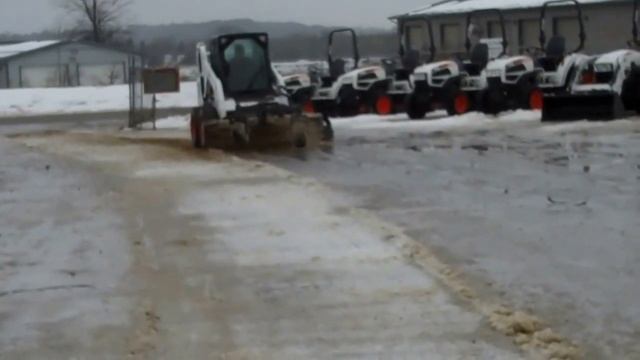 Ice covered parking lot? Use your Bobcat soil conditioner! Jeff at Tri-State Bobcat Hudson WI смотреть онлайн