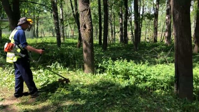 Покос травы на набережной рядового Николаева смотреть онлайн