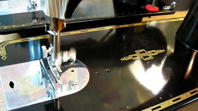 Direct-Drive Vintage Singer Sewing Machines, 201-2 vs 15-91 смотреть онлайн