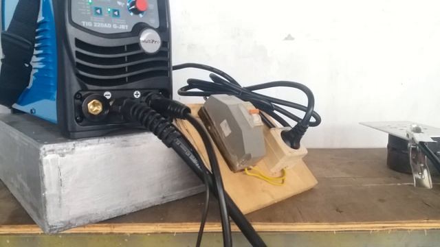 Cara menggunakan las argon otomatis, di listrik rumahan 1300 watt (TIG 220AD G JBT ) #3d смотреть онлайн